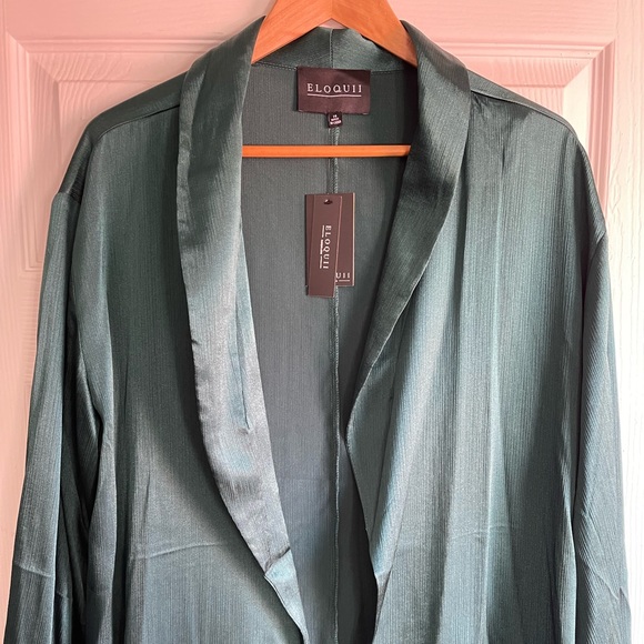 ELOQUII satin kimono - Picture 2 of 6